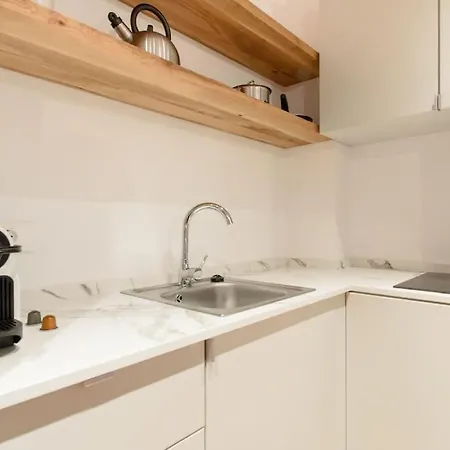 Apartment Bianco 19 - Universitate - Old Town