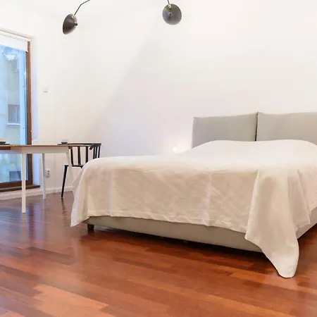 Apartament Bianco 19 - Universitate - Old Town